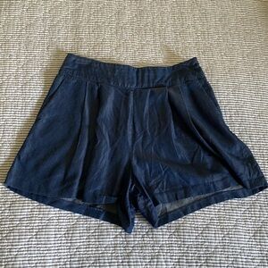 1. State Flowy Chambray Short Size M